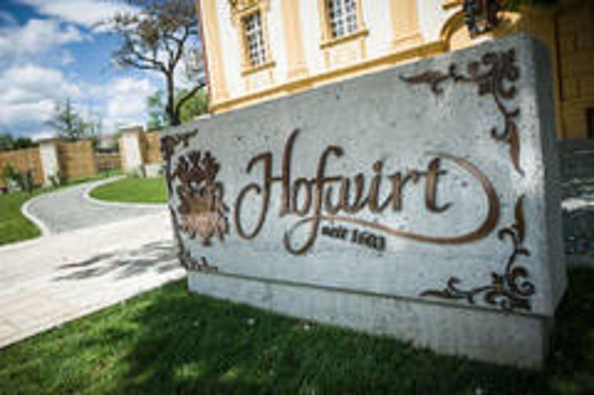 ホテル Tauroa Hofwirt ゼッカウ エクステリア 写真