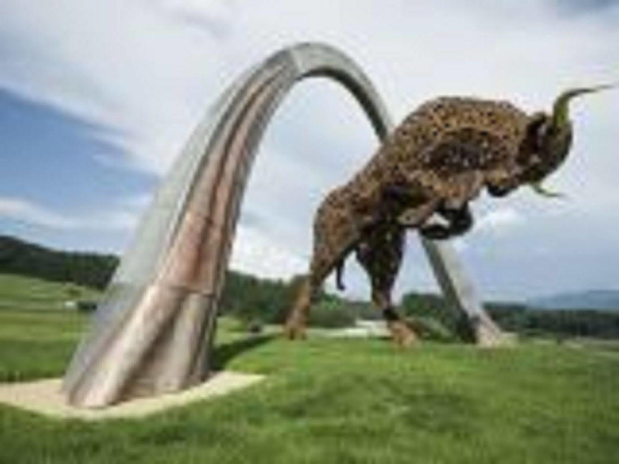 ホテル Tauroa Hofwirt ゼッカウ エクステリア 写真